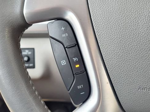 Used 2015 GMC Acadia SLT FWD image 32