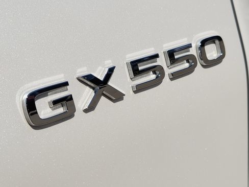 Certified 2025 Lexus GX 550 Luxury Plus Package image 14