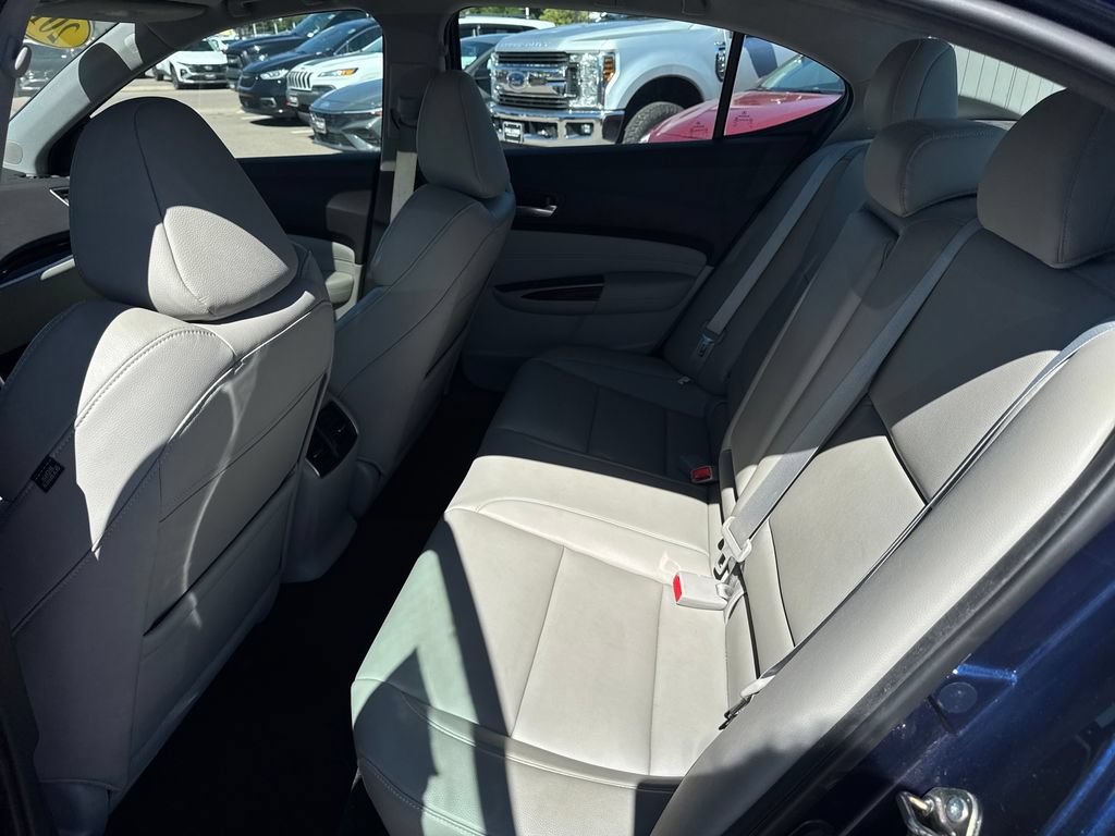 Used 2016 Acura TLX FWD image 14