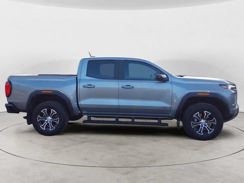 Used 2023 GMC Canyon AT4 w/ AT4 Premium Package AWD/4WD image 4