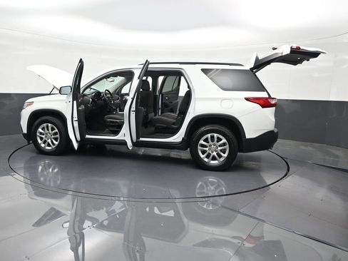 Used 2019 Chevrolet Traverse LT FWD image 36