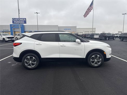 Used 2023 Chevrolet Blazer LT w/ Convenience Package image 8