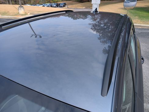 Used 2024 Volkswagen Taos S image 14