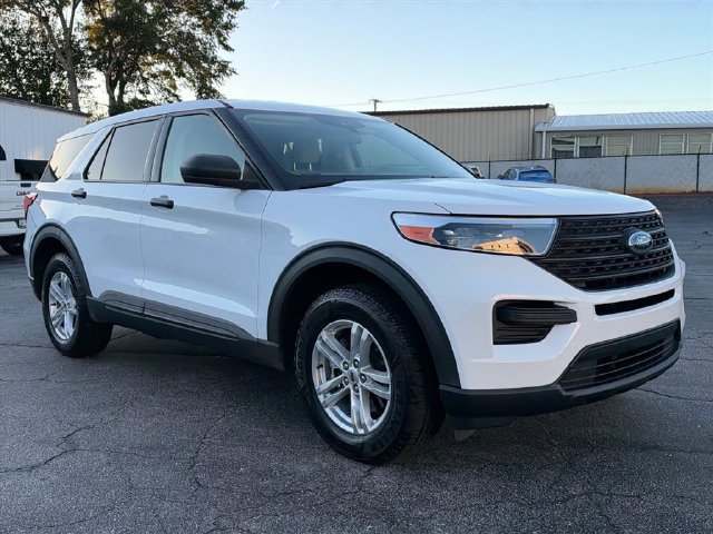 Used 2022 Ford Explorer 4WD image 2