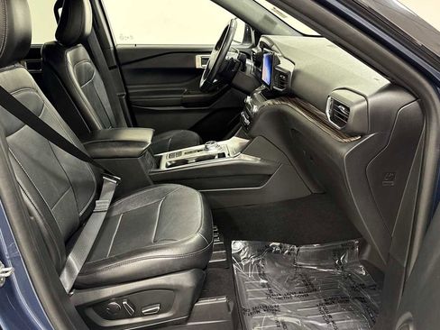 Used 2020 Ford Explorer Limited image 30