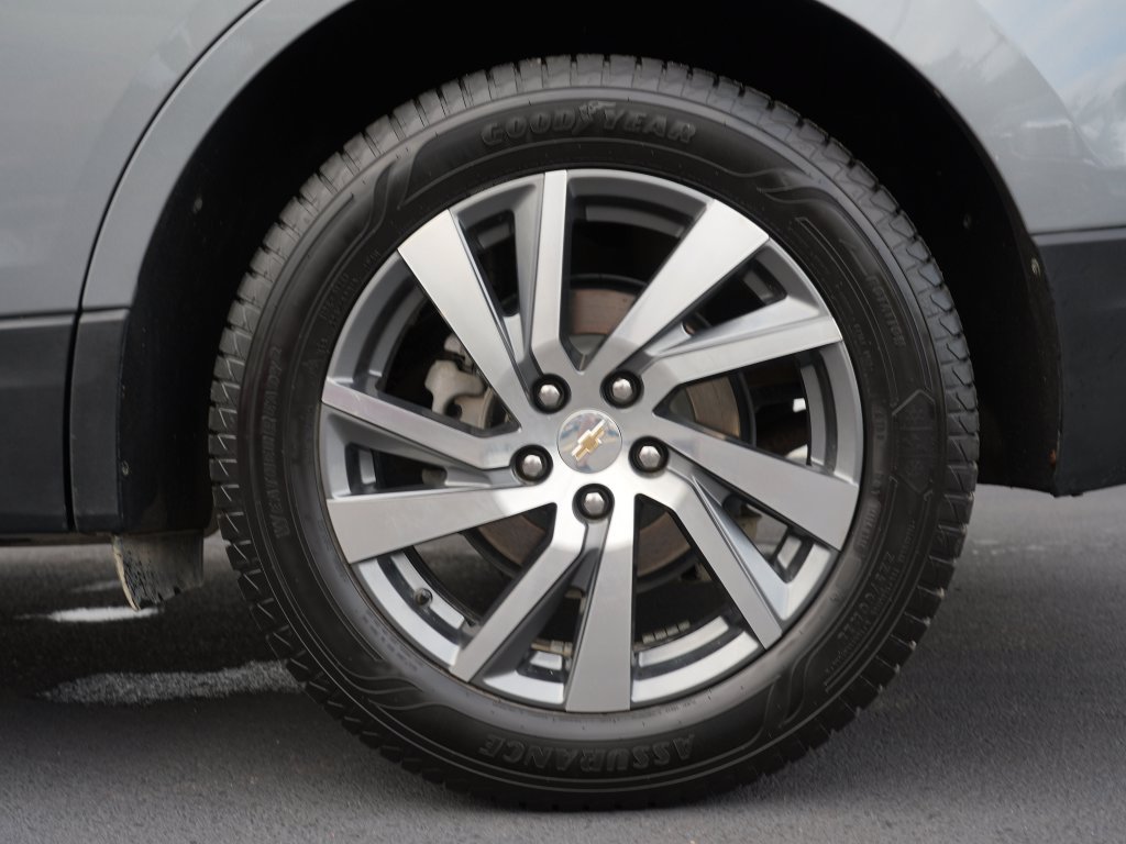 Certified 2024 Chevrolet Equinox Premier AWD/4WD image 36