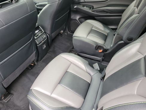 Used 2023 Subaru Ascent Onyx Edition image 14