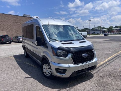 Used 2024 Ford Transit 350 XLT image 13