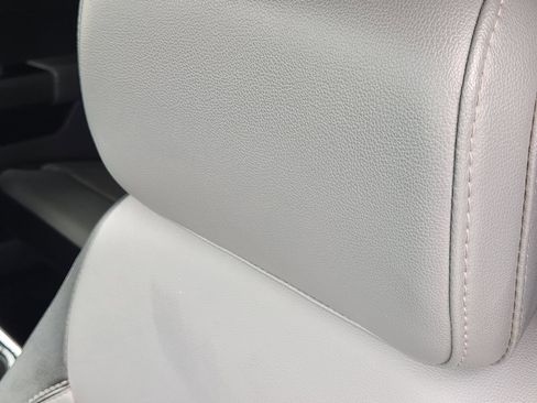 Used 2022 Ford F150 Lariat w/ Equipment Group 501A Mid image 16