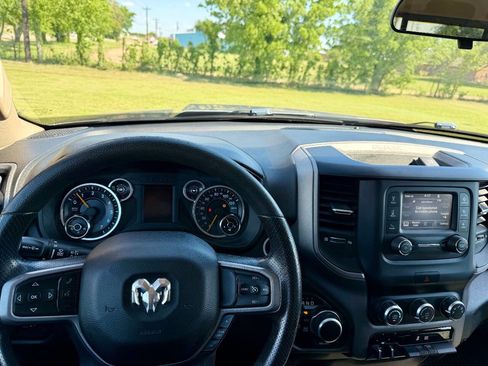 Used 2019 RAM 1500 Tradesman AWD/4WD image 17