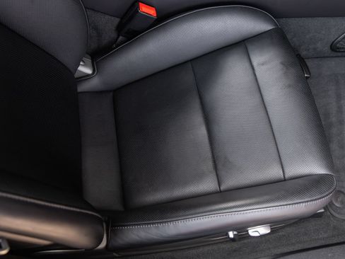 Certified 2019 Porsche 911 Carrera T RWD image 42