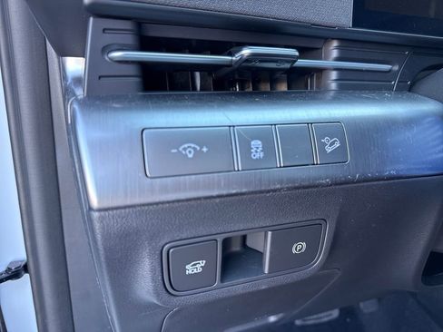 New 2026 Hyundai Kona Limited FWD image 33