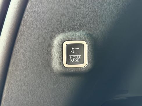 New 2026 Jeep Cherokee Overland w/ Trailer Tow Group image 10