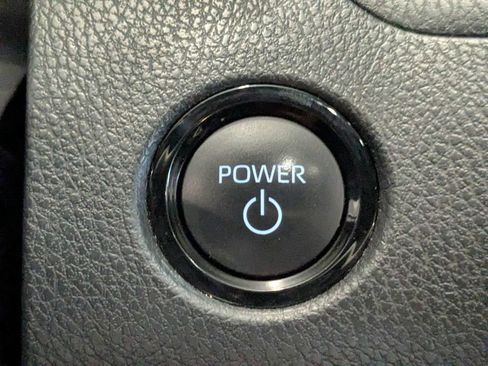 Used 2025 Toyota Camry SE FWD image 24
