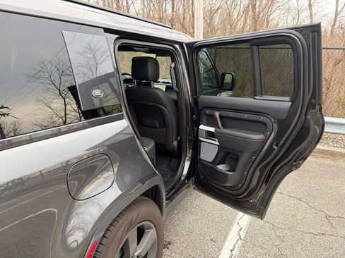 Certified 2024 Land Rover Defender 130 S image 19