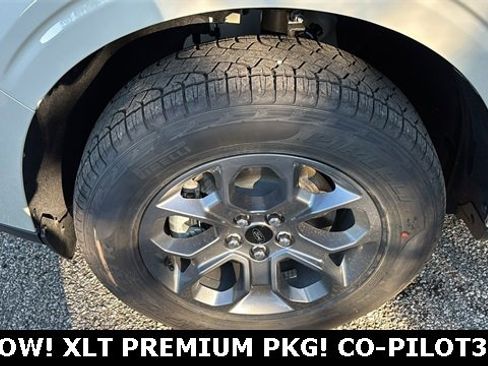 New 2025 Ford Maverick XLT w/ XLT Luxury Package image 33