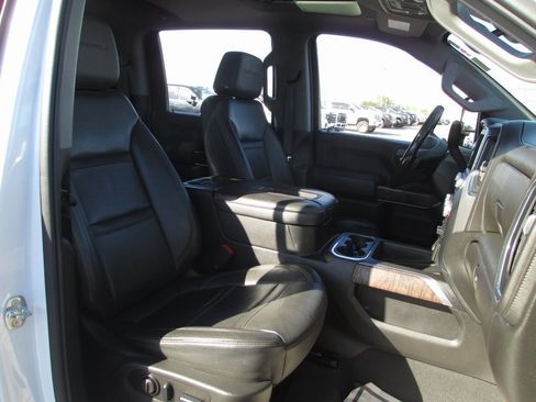 Used 2022 GMC Sierra 2500 Denali image 23