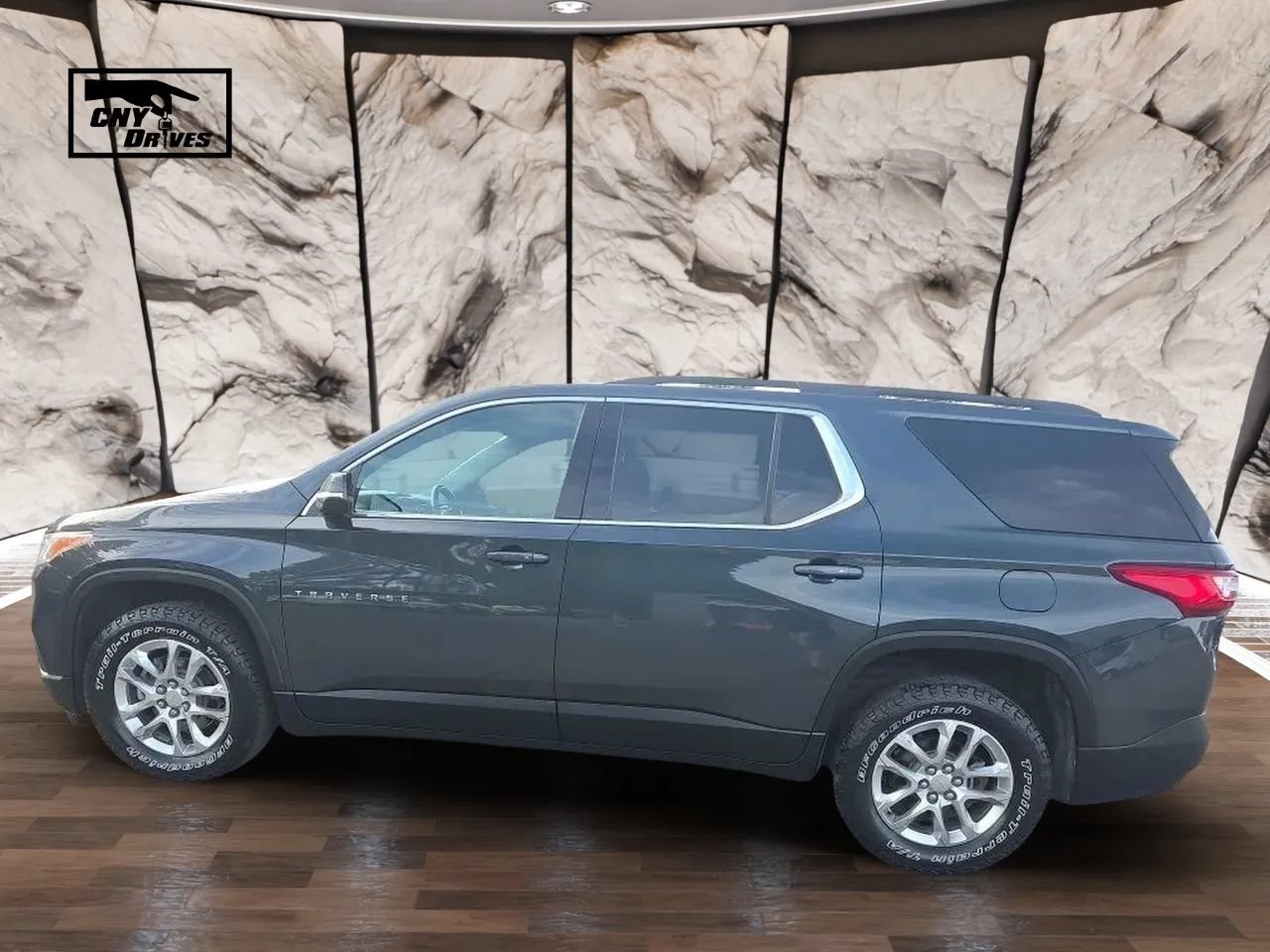 Used 2019 Chevrolet Traverse LT AWD/4WD image 8