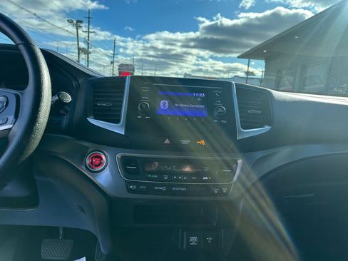 Used 2020 Honda Passport Sport image 18