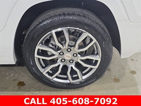 Used 2024 GMC Terrain Denali AWD/4WD image 47