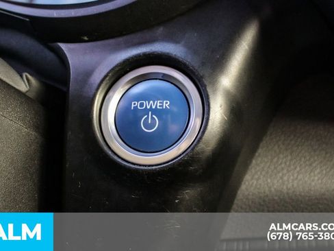 Used 2022 Toyota Sienna XSE image 30