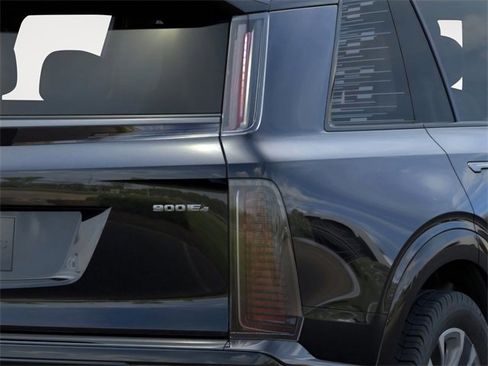 New 2026 Cadillac Vistiq Sport image 12