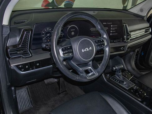 Used 2023 Kia Sportage SX image 6