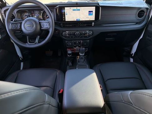 New 2026 Jeep Gladiator Rubicon w/ Steel Power Dome Hood Package AWD/4WD image 17