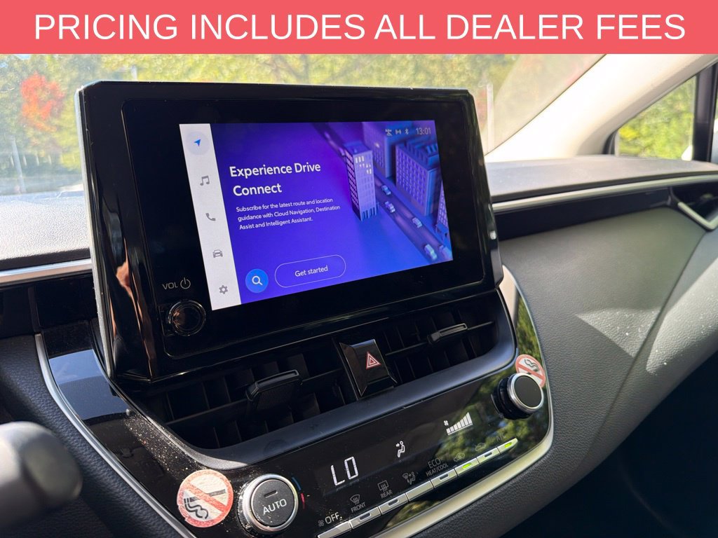 Used 2025 Toyota Corolla LE FWD image 10