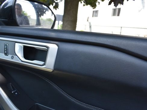 Used 2023 Ford Explorer Limited RWD image 20