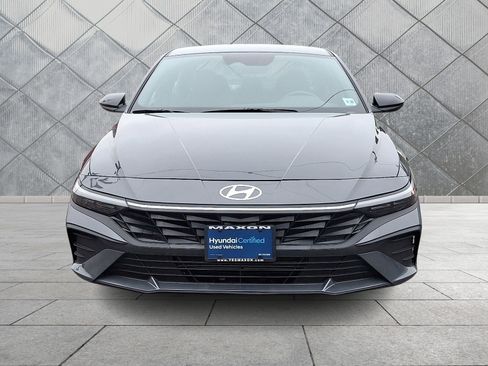 Certified 2025 Hyundai Elantra Sport image 2