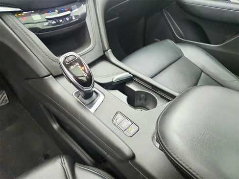 Used 2018 Cadillac XT5 Luxury w/ Driver Awareness Package image 16