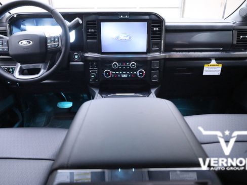 New 2026 Ford F250 Lariat w/ Black Appearance Package image 13