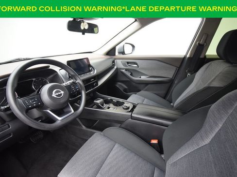 Used 2023 Nissan Rogue SV AWD/4WD image 9