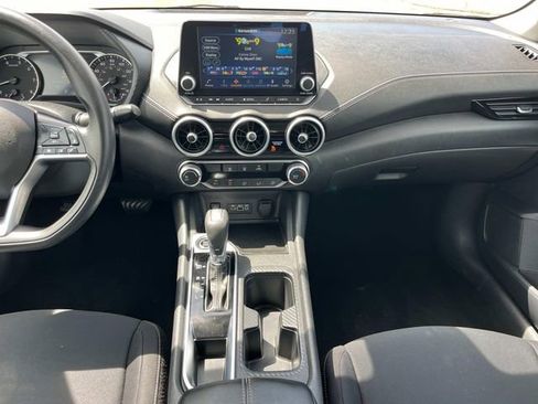 Used 2024 Nissan Sentra SV FWD image 18