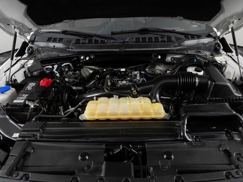 Used 2019 Ford F150 XLT image 38