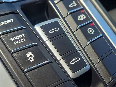 Certified 2015 Porsche Boxster GTS image 15