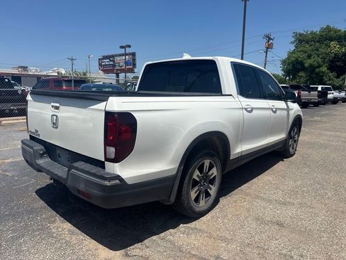 Used 2019 Honda Ridgeline RTL-T image 2