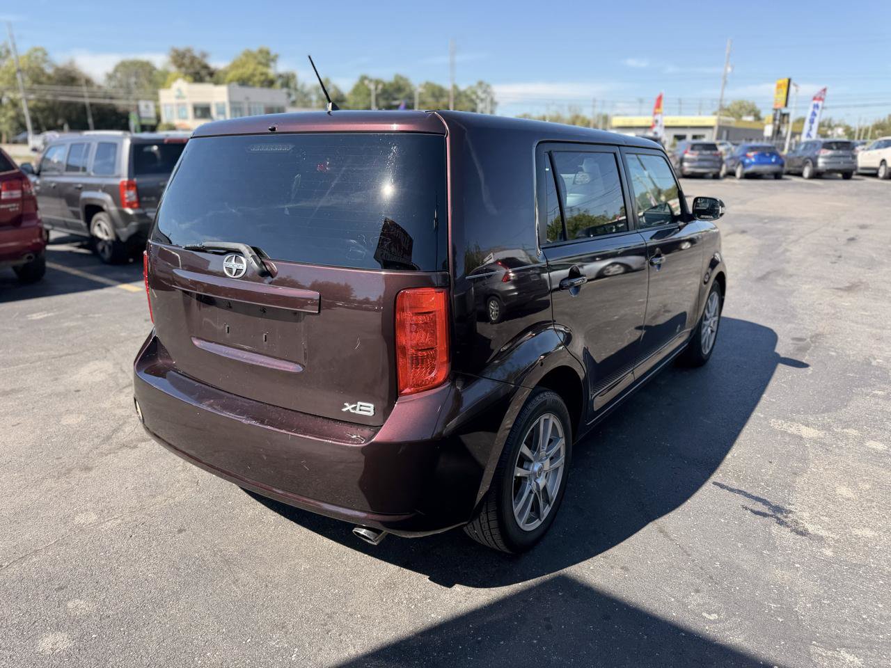Used 2008 Scion xB FWD image 7