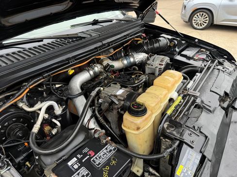 Used 2002 Ford F250 2WD Crew Cab Super Duty image 32