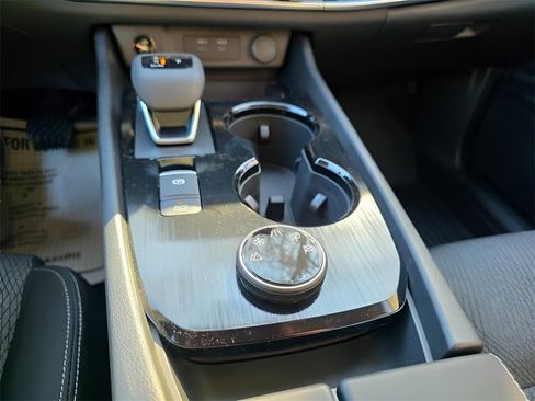 New 2026 Nissan Rogue SV image 24