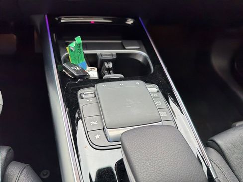 Used 2023 Mercedes-Benz GLA 250 w/ Premium Package image 13