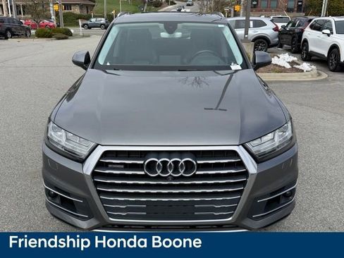 Used 2017 Audi Q7 3.0T Prestige AWD/4WD image 2