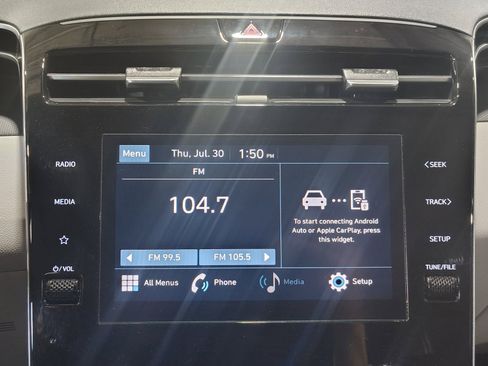 Certified 2024 Hyundai Tucson SE FWD image 10