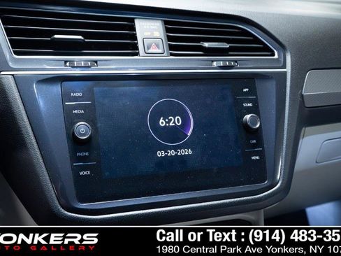 Used 2022 Volkswagen Tiguan SE R-Line image 34