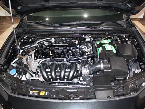 Used 2021 MAZDA MAZDA3 s FWD image 10