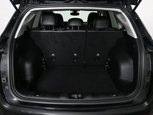 Used 2020 Jeep Compass Limited image 27