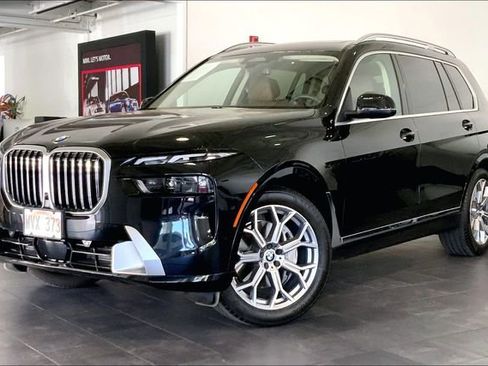 Certified 2023 BMW X7 xDrive40i w/ Executive Package image 1