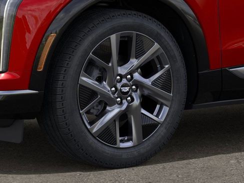 New 2026 Cadillac Optiq Luxury 1 image 9