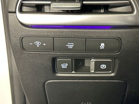 Used 2025 Hyundai Palisade Calligraphy image 21